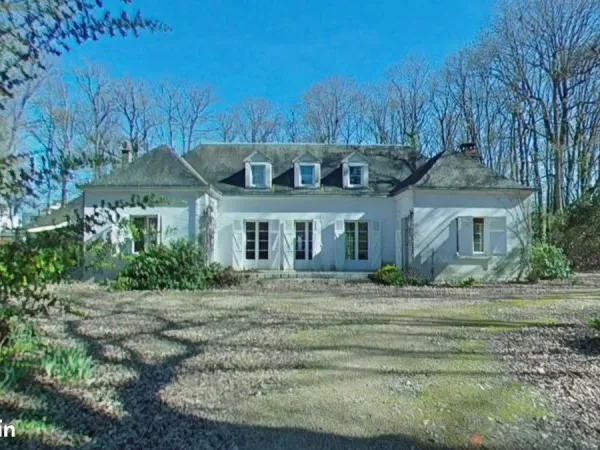 Propriété 10 pièces 271 m²