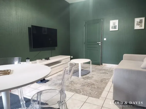 T2 rénové en hyper-centre