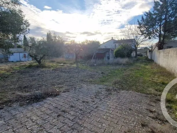 Terrain 297 m²
