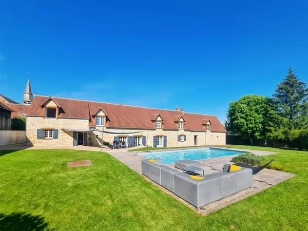 Maison 8 pièces 206 m²