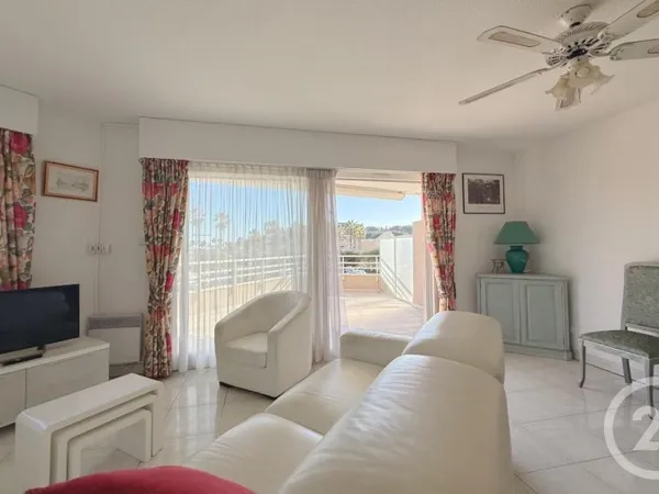 Appartement 4 pièces 74 m²