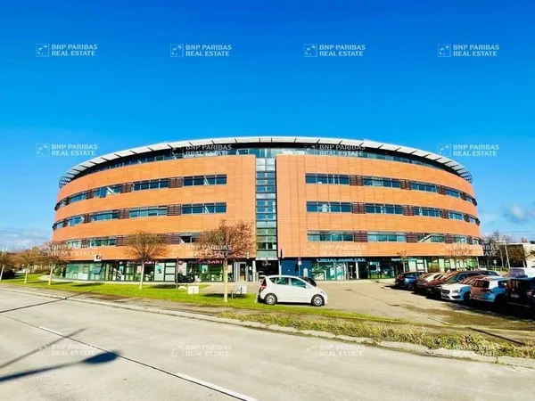 Bureaux 1796 m²