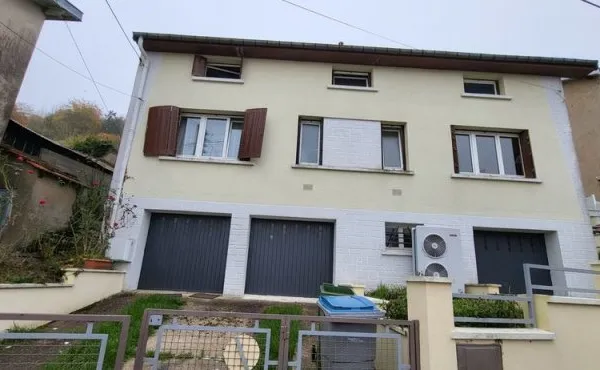 Maison individuelle sur sous/sol avec 4 chambres garage et jardi