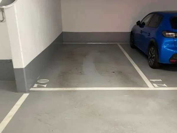 Parking 11 m²
