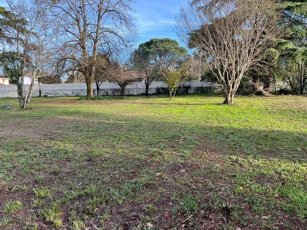 Terrain 811 m² quartier Condat Libourne