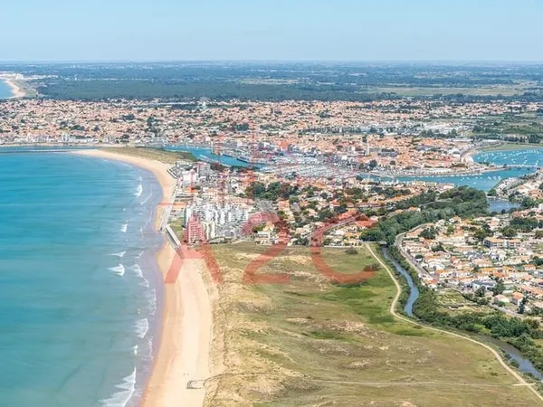 À LOUER LOCAL COMMERCIAL 34m² EMPLACEMENT STRATÉGIQUE