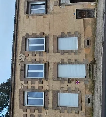 Local commercial 85 m2 35 m2 de garage