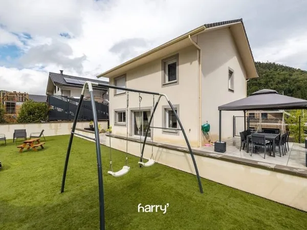 Maison 6 pièces 132 m²