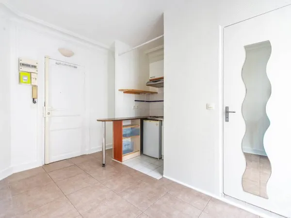 Appartement 1 pièce 14 m²