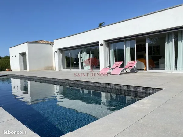 Villa 4 pièces 200 m²