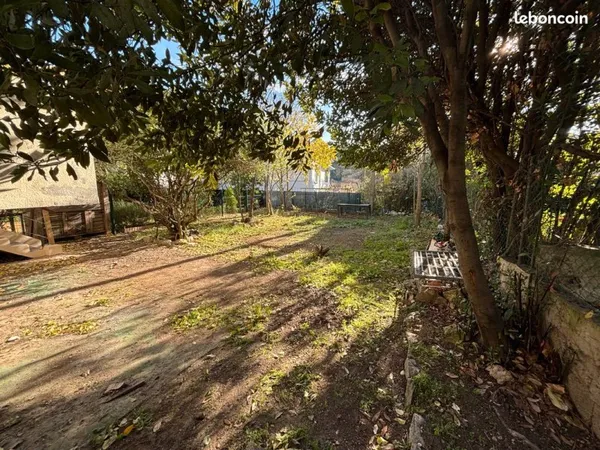 Appartement T3 avec jardin à Nîmes (Route d'Uzès)