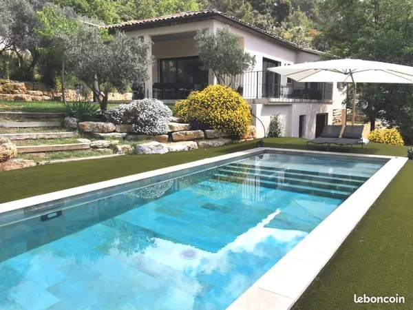 Maison contemporaine 4 pièces 113m2 avec piscine Bali et sous-sol 133 m2