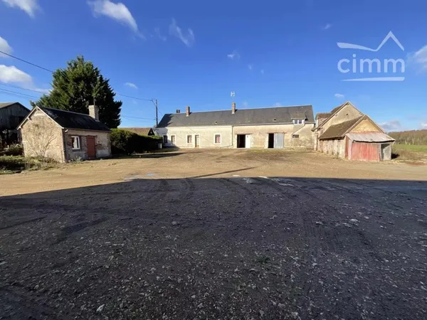 Ancien corps de ferme avec maison d’habitation et nombreuses dépendances