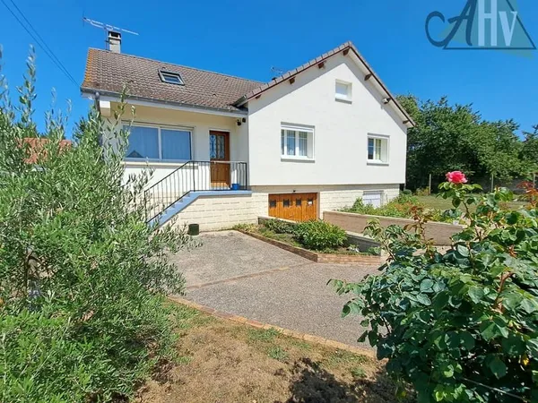COURLON SUR YONNE - Pavillon traditionnel de 172 m2 avec 5 c