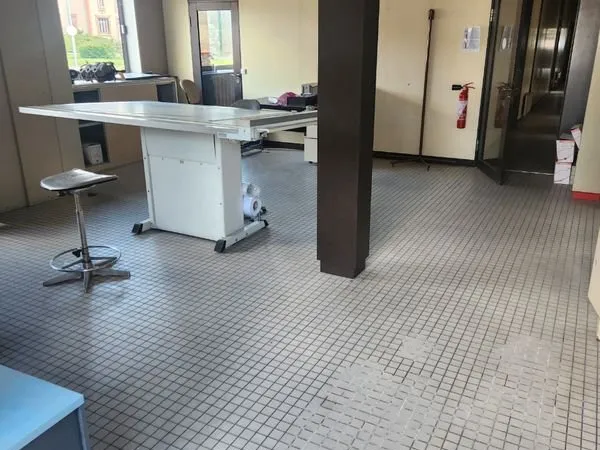 Location bureau 250m2