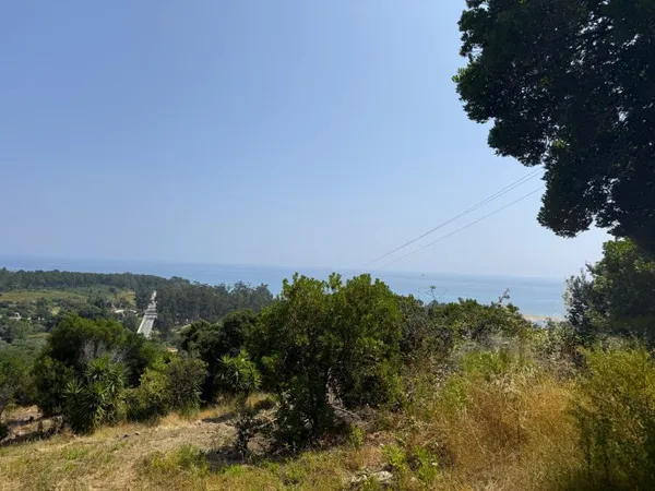 Terrain 2330 m²