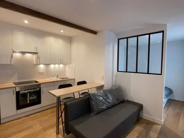 Studio 1 pièce 25 m²
