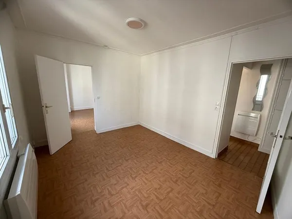 Appartement 2 pièces de 33 m² à Châtillon (92320)