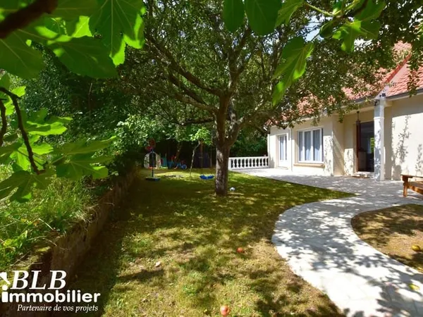 78690 Maison à vendre aux Essarts-le-Roi 6 pièces sous-sol