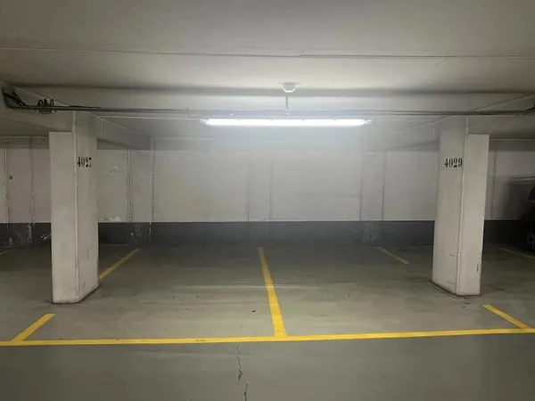 Parking 12 m²