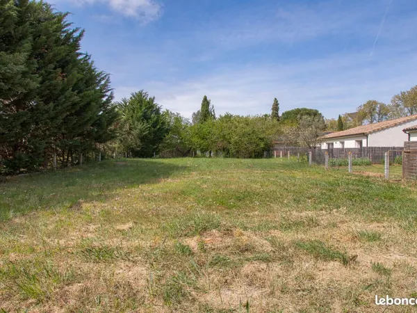 Terrain constructible coufouleux