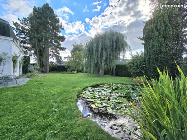 Propriété 5 pièces 195 m²