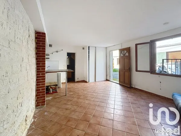 Studio 1 pièce 29 m²