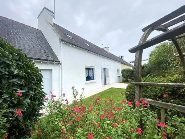 Maison de 1860 rénovée 5 pièce(s), 4 chambres 116 m2 56470 St-Philbert