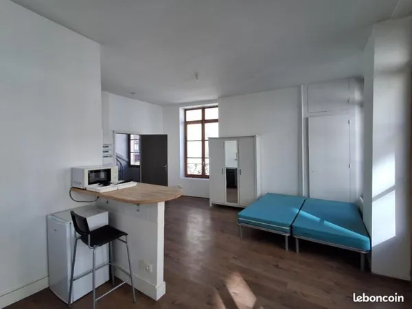 Studio 1 pièce 31 m²
