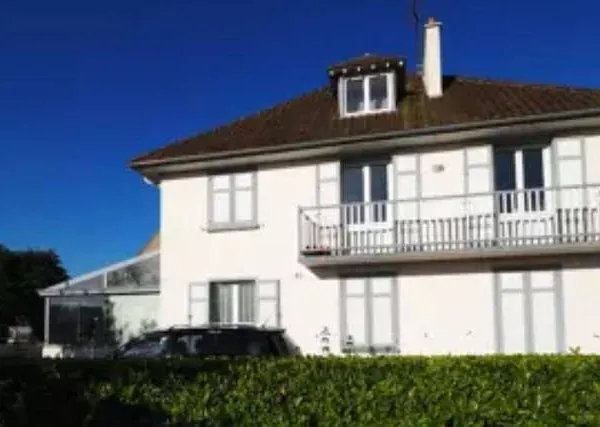 Appartement 6 pièces 18 m²