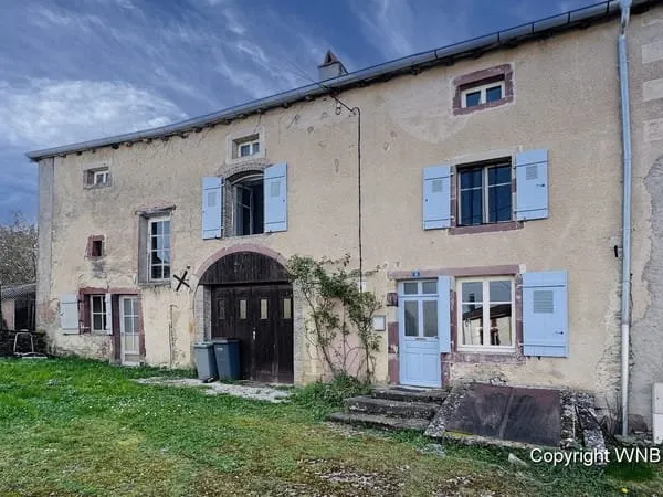 Charmante Maison de 140 m² avec Jardin Arboré à Vauvillers