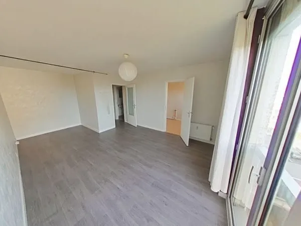 Appartement Poitiers 1 pièce(s) 33 m2