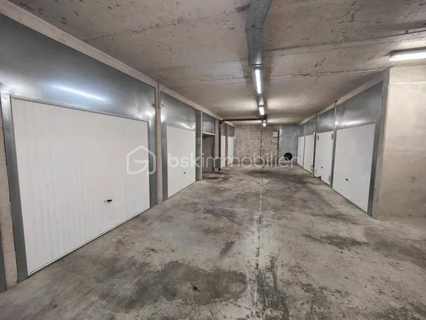 Parking 12 m²