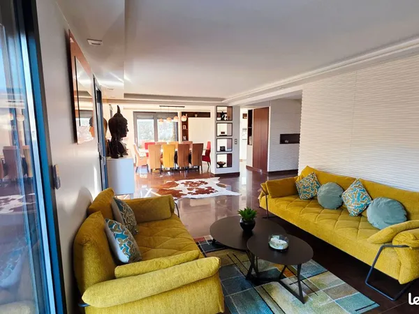 Villa 6 pièces 165 m²
