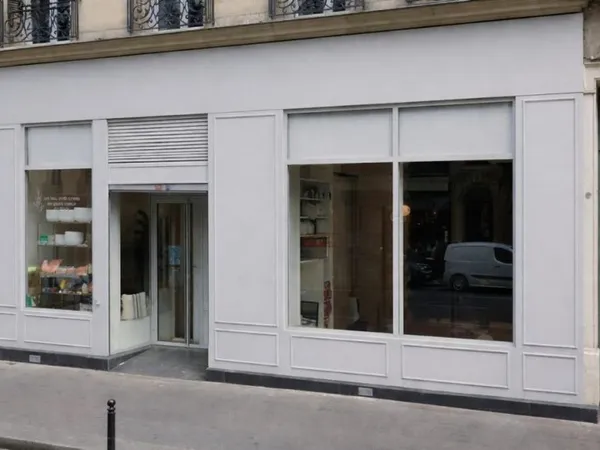 Emplacement prime, belle boutique en location pure