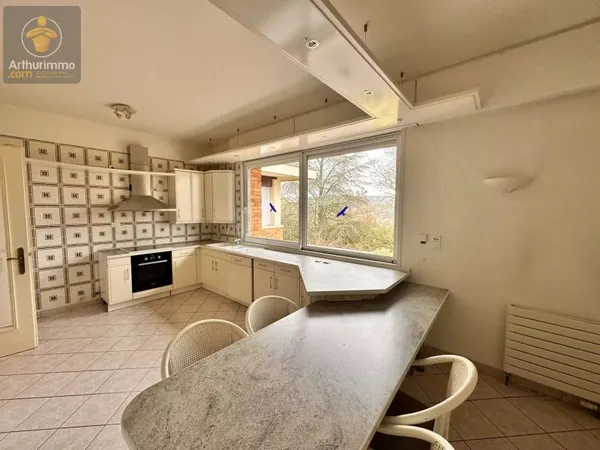 Maison spacieuse et élégante à Sainte-Ruffine