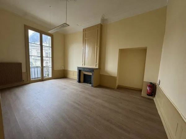 Bureau 129 m²