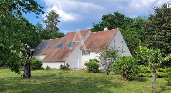 Villa 7 pièces 240 m²