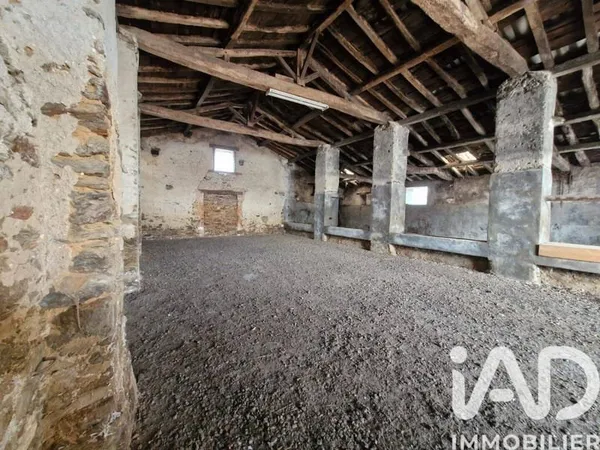 Maison 1 pièce 150 m²