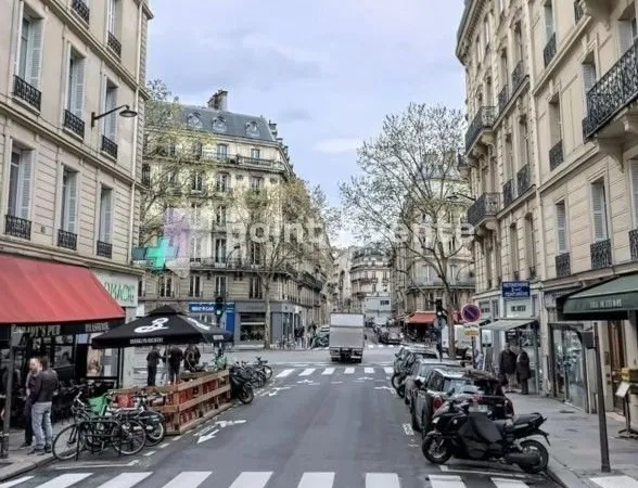 Commerce beauté/coiffure 42 m²