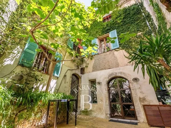 Exceptionnelle Maison de village au coeur de Saint-Paul de Vence