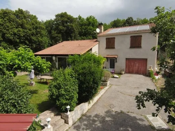 Maison 6 pièces 126 m²