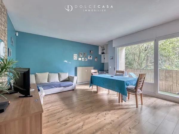 Appartement Saint Maurice 4 pièces et 2 chambres 77.27 m2