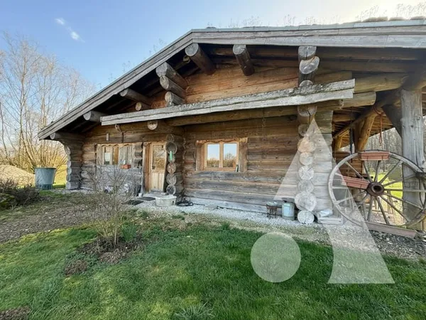 Chalet 99.5 m2 2 chambres, Dépendance 80m2, Terrain 4343m2