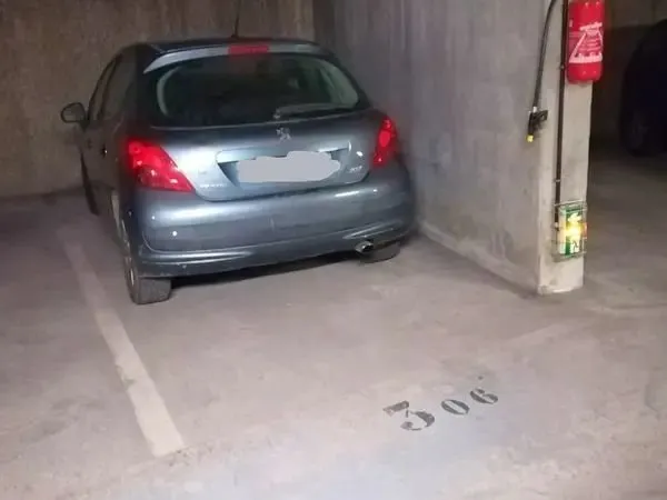Loue parking