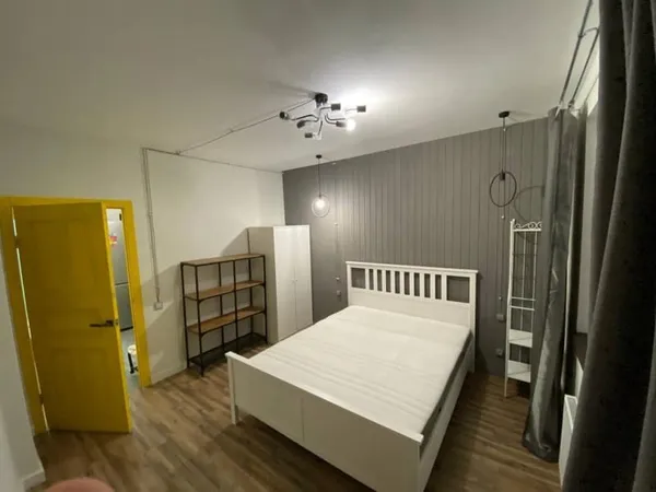 T2 35 m² - Lyon 8e - rue des Frères Lumière - 508 € CC - parking + cave