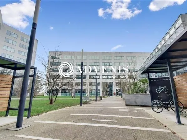 Bureaux 372 m²