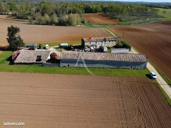 Propriété 4 pièces 100 m²