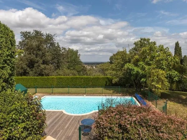 gennes magnifique demeure de caractère 420m² habitable