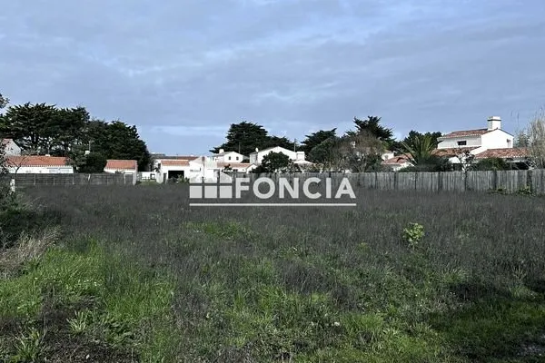 Terrain 450 m²